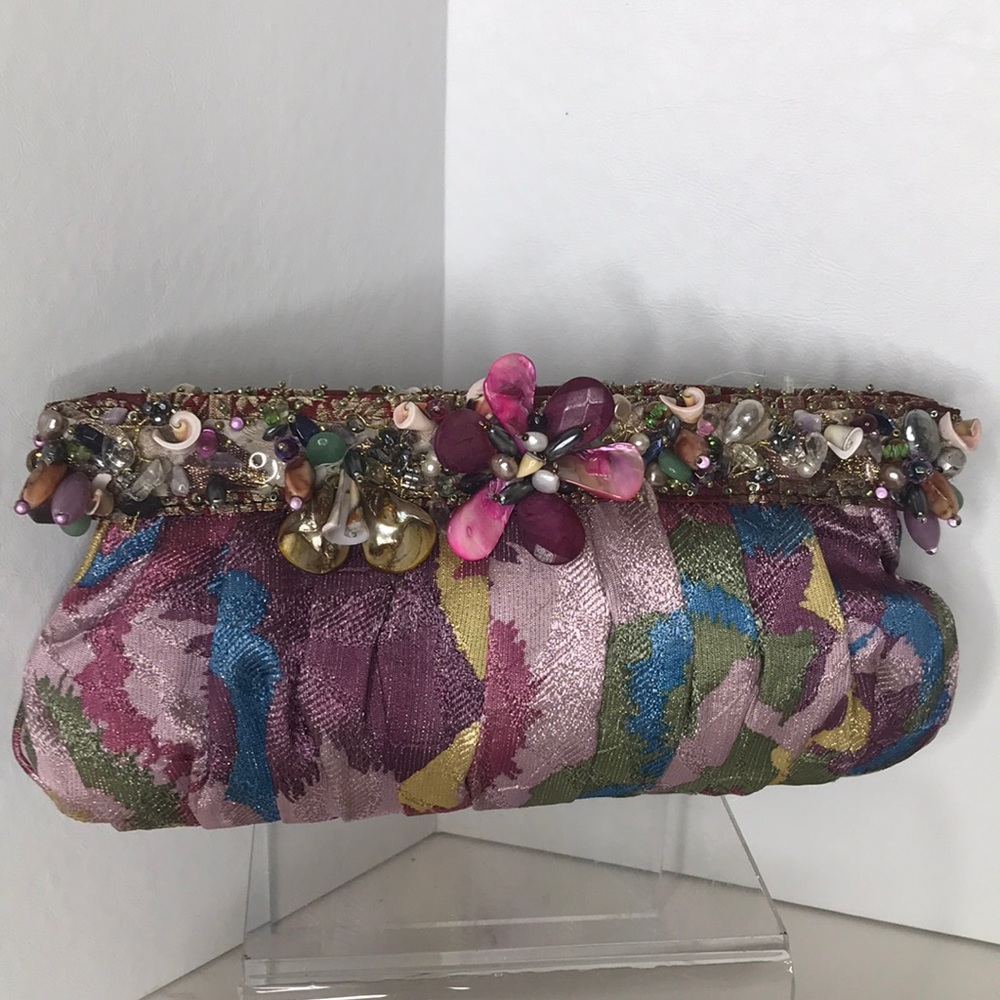 NWT Mary Frances Seashell Clutch Purse Handbag